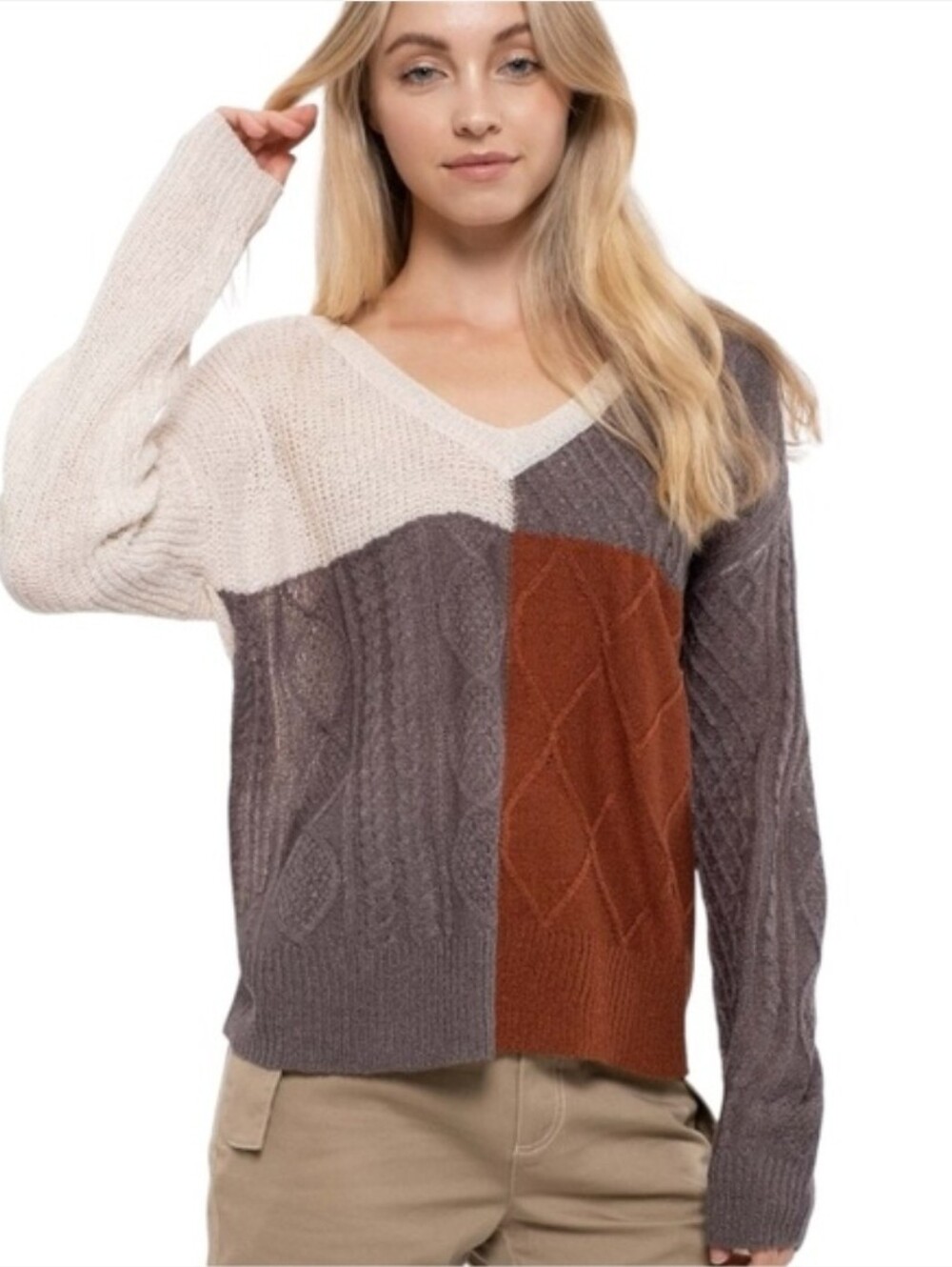 E&M Town Square Top – Charcoal (Colorblock Sweater)